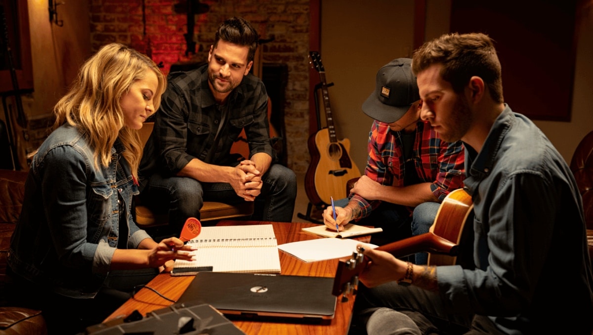 Brandon Lake Teases New Country Writing Collabs With Lainey Wilson, HARDY, Dan + Shay & More: ‘God Bless Country & Christian Music!’