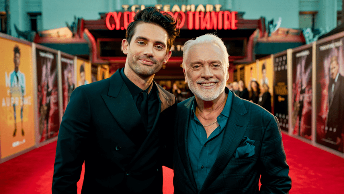 Austin Butler reunites with Baz Luhrmann at EPiC Elvis premiere