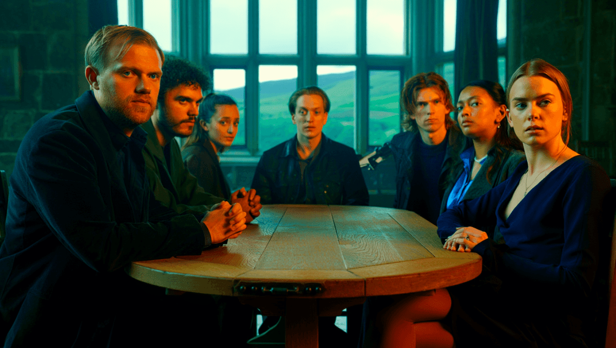 What time is Traitors on tonight? Season 4 finale & reunion premiere