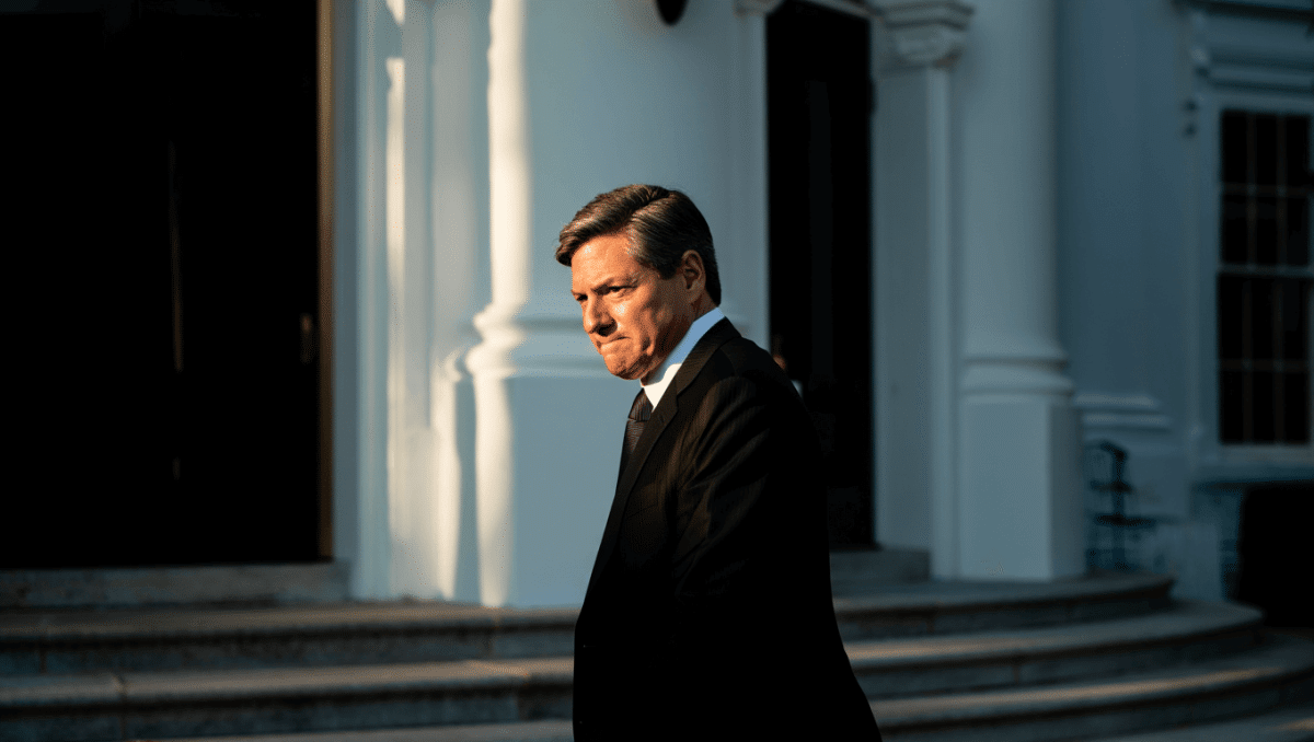 NFLX stock climbs 6% as Warner Bros deal faces regulatory hurdles, Paramount bids higher