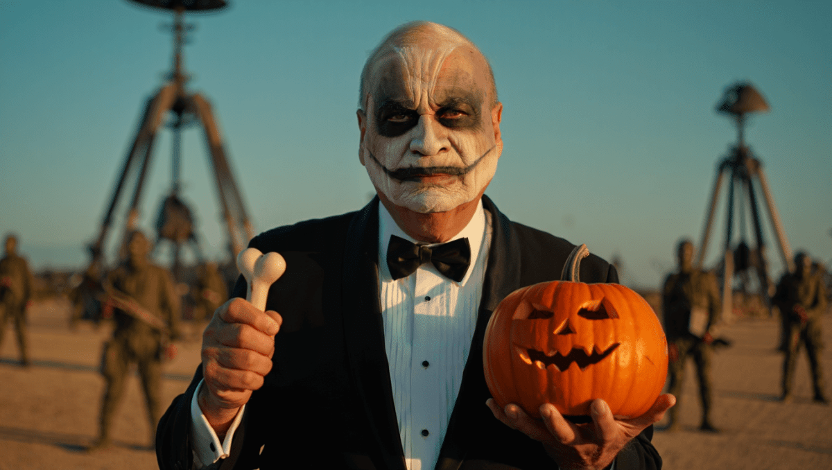 Svengoolie brings sci-fi classic War of the Worlds tonight at 8P on MeTV