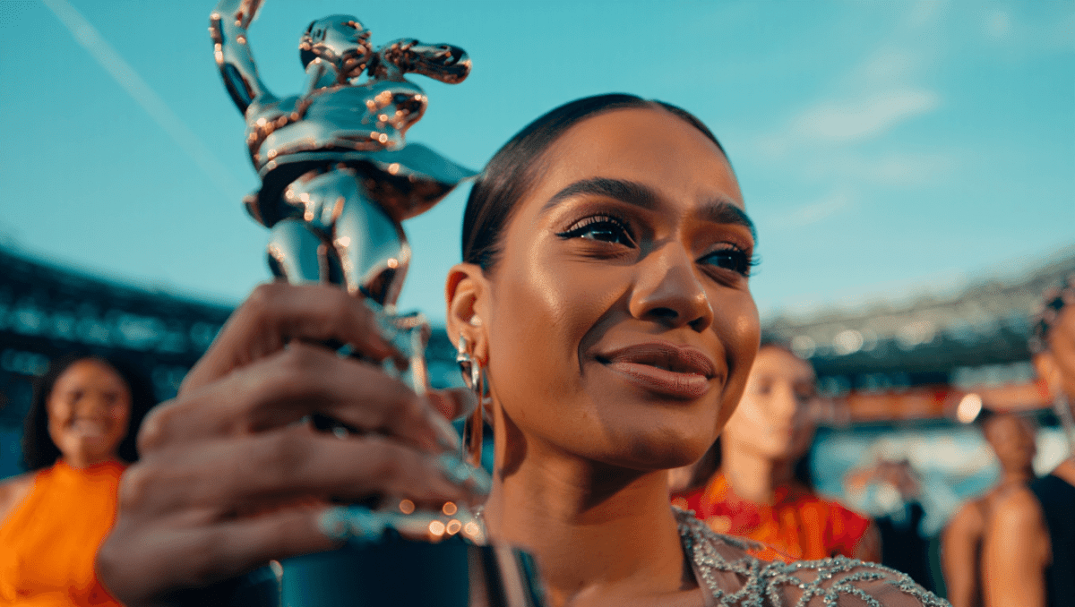 Olivia Dean sweeps 4 BRIT Awards, claiming artist and album of year