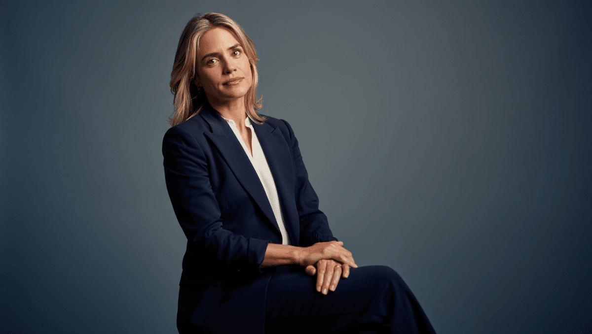 Amanda Peet reveals breast cancer diagnosis in vulnerable New Yorker essay