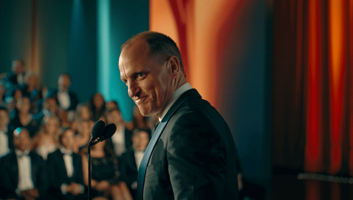 Woody Harrelson roasts tough Actor Awards crowd presenting Harrison Ford tribute