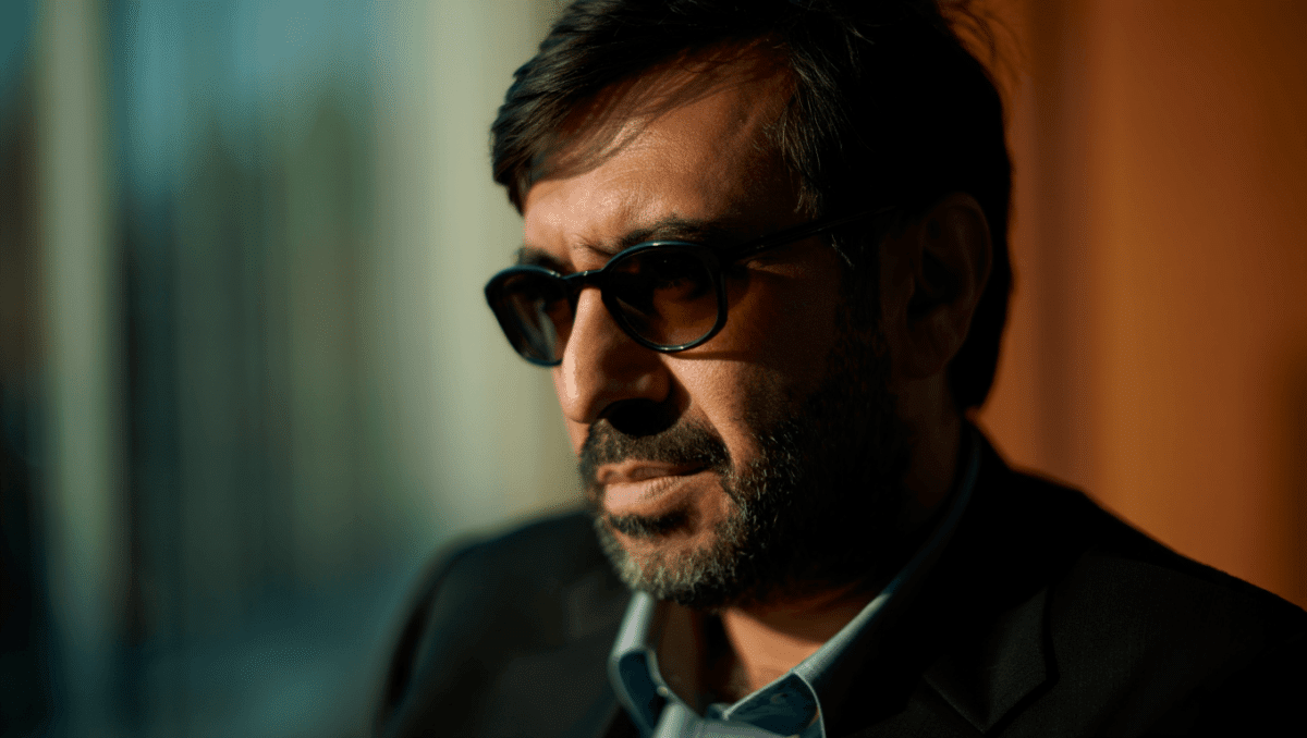 Jafar Panahi won't flee prison after Oscar campaign ends