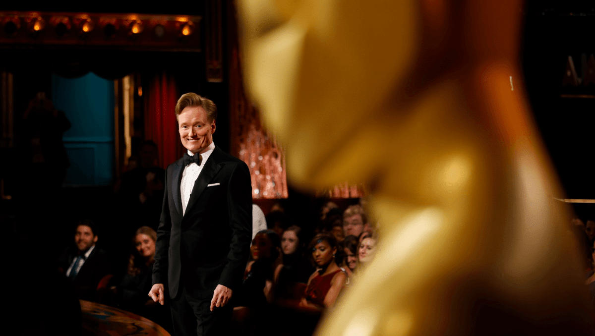 What time do the Oscars start tonight? 98th Academy Awards begin at 4 p.m. PT