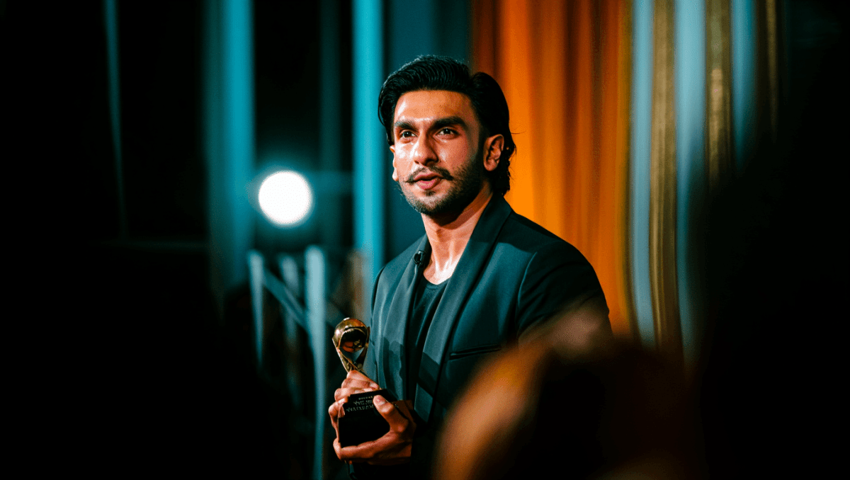 Ranveer Singh breaks down after rare award win, confesses 'more to come'
