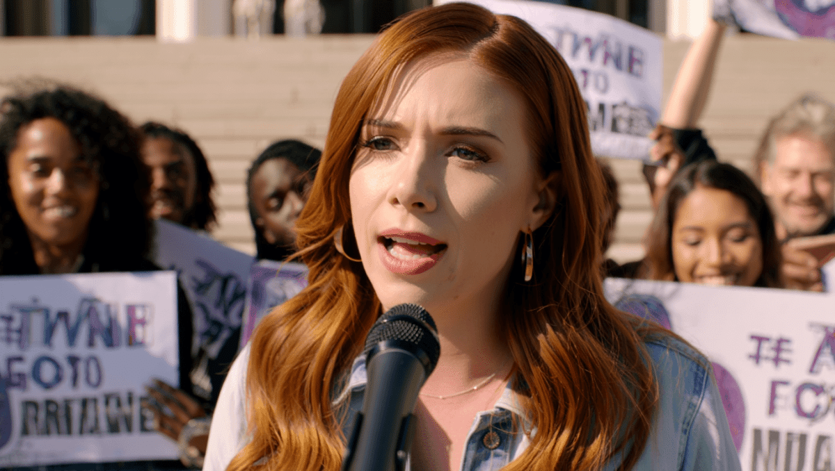 Maggie Rogers joins Joan Baez at Kennedy Center protest for artists' freedoms