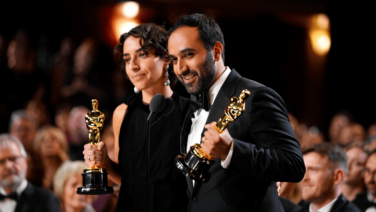 Two people exchanging saliva wins Best Live Action Short Oscar