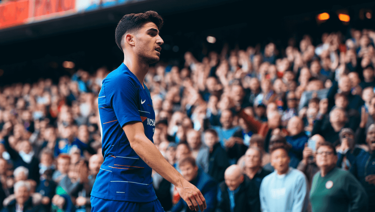 Cole Palmer's performance left Gary Neville shocked as Arsenal stuns Chelsea 2-1