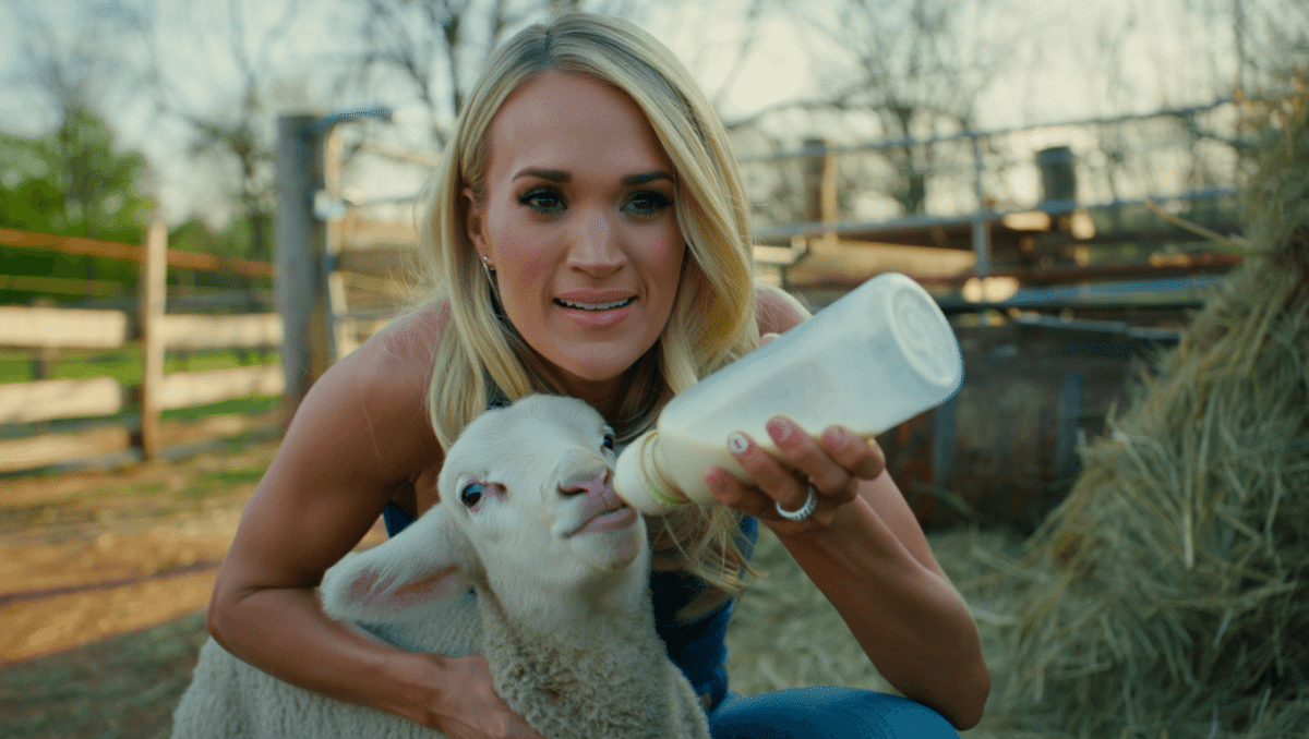 Carrie Underwood adopts orphan lambs Maggie and Murray, shares precious bottle-feeding moments