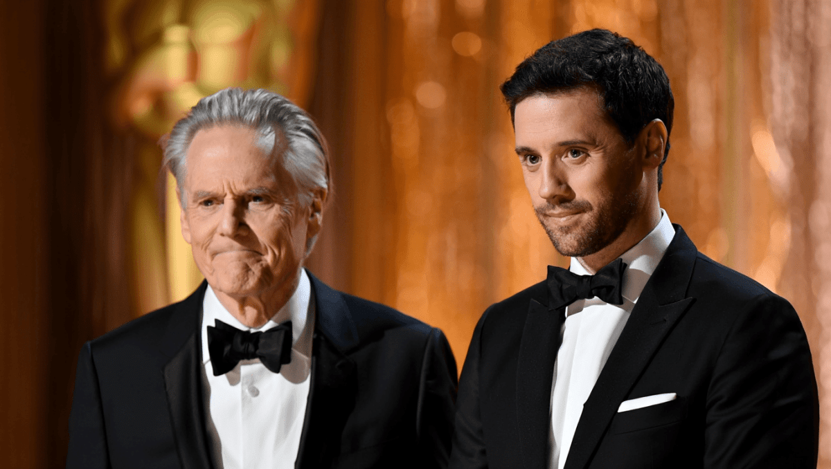 Bill Pullman takes Oscars stage as presenter alongside son Lewis for 98th Academy Awards tonight