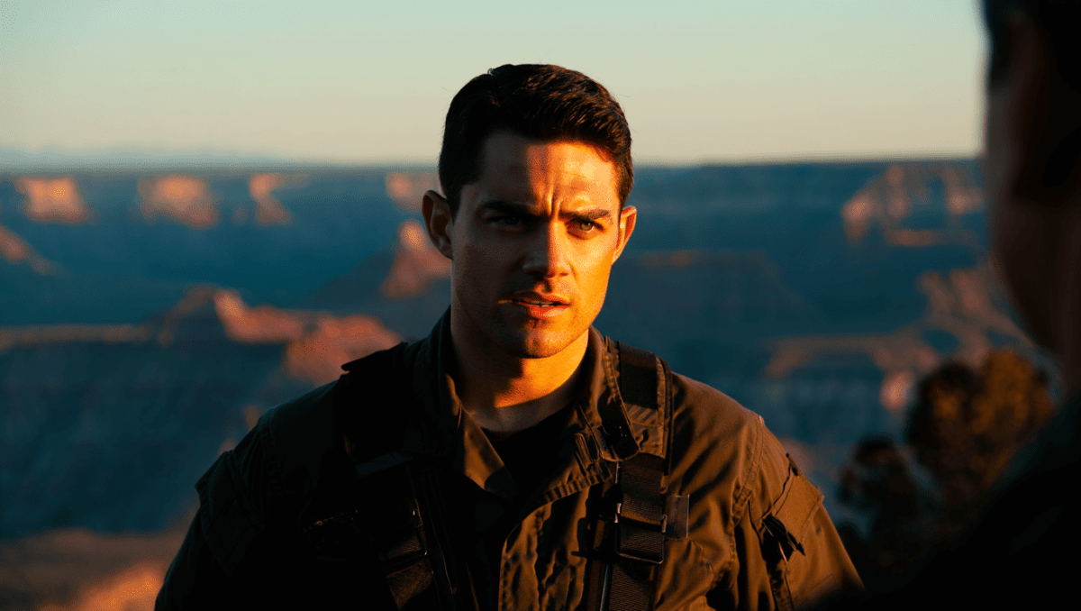 Logan Marshall-Green breaks down his Navy SEAL role in 'Marshals' premiere, reveals complex brotherhood with Kayce