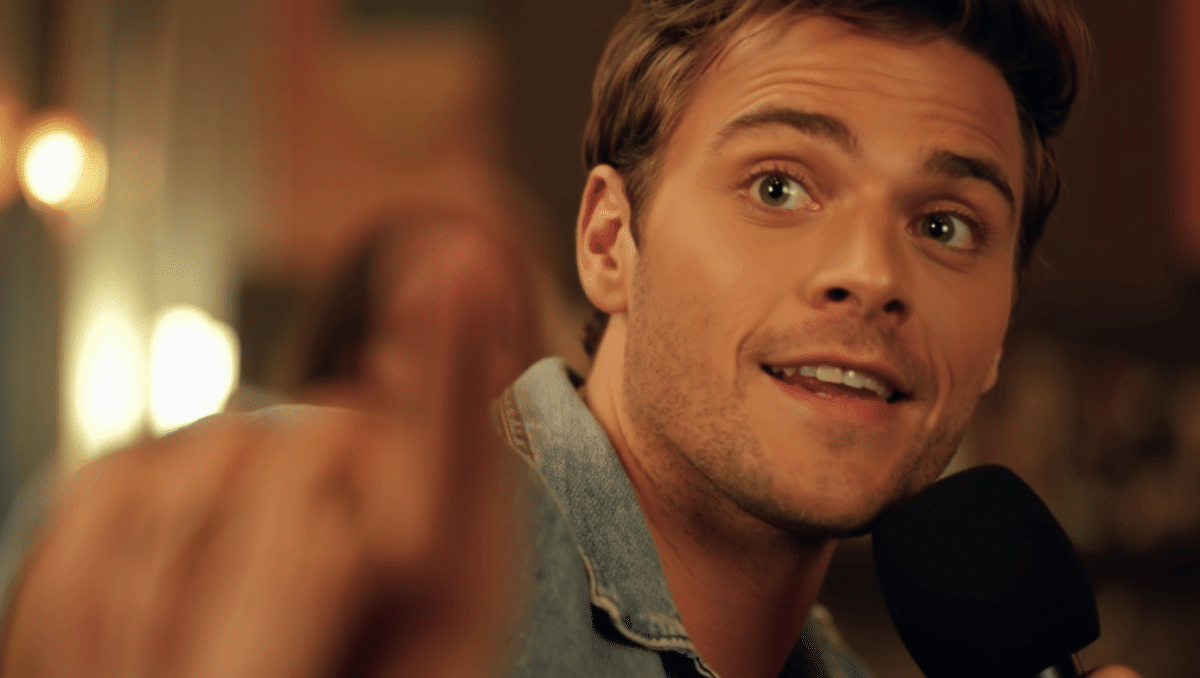 Pugcasso's identity almost certainly revealed as American Idol's Phillip Phillips