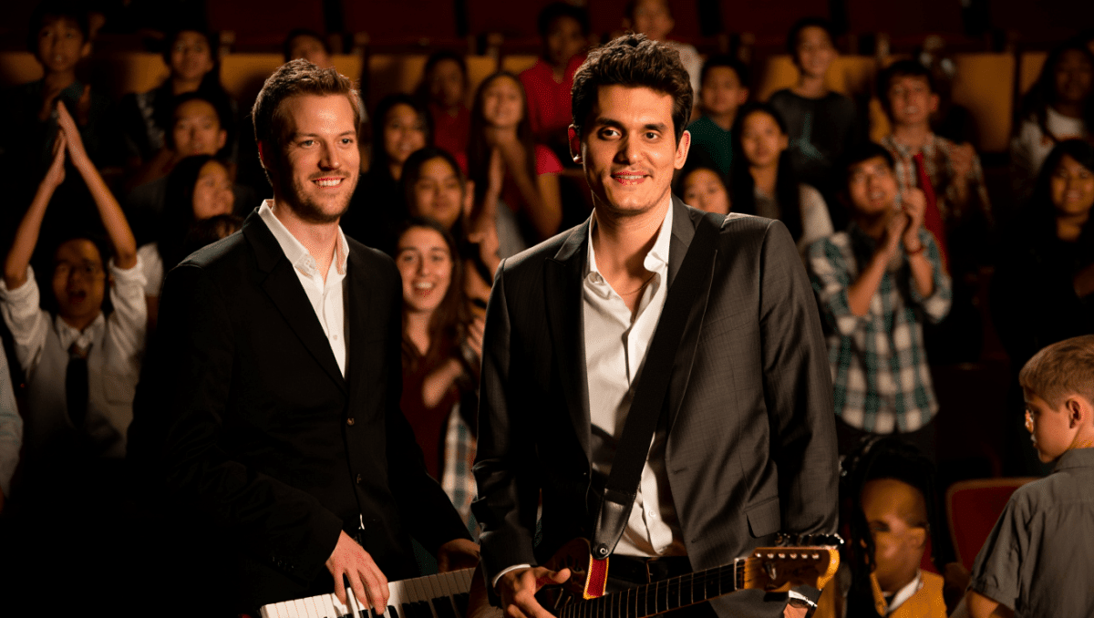 John Mayer reveals songwriting secrets at USC masterclass with keyboard legend Greg Phillinganes
