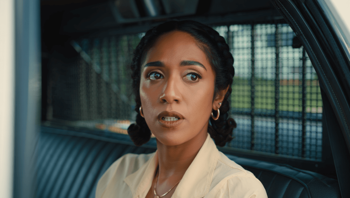 Rihanna house shot by woman with rifle, pop star inside unharmed