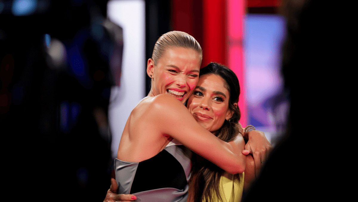 Chloe Kim confuses Kelly Clarkson for Pink on live TV, gets hilariously corrected