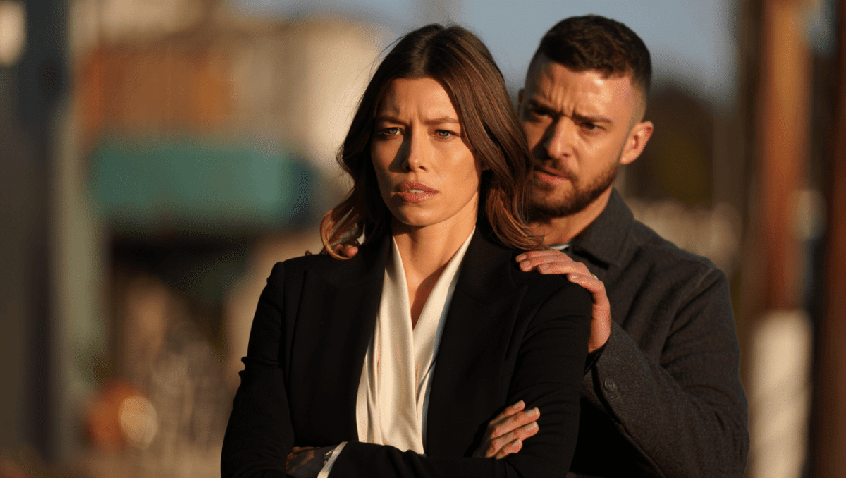 Justin Timberlake wife Jessica Biel isn't happy about DWI video release, but stands by singer