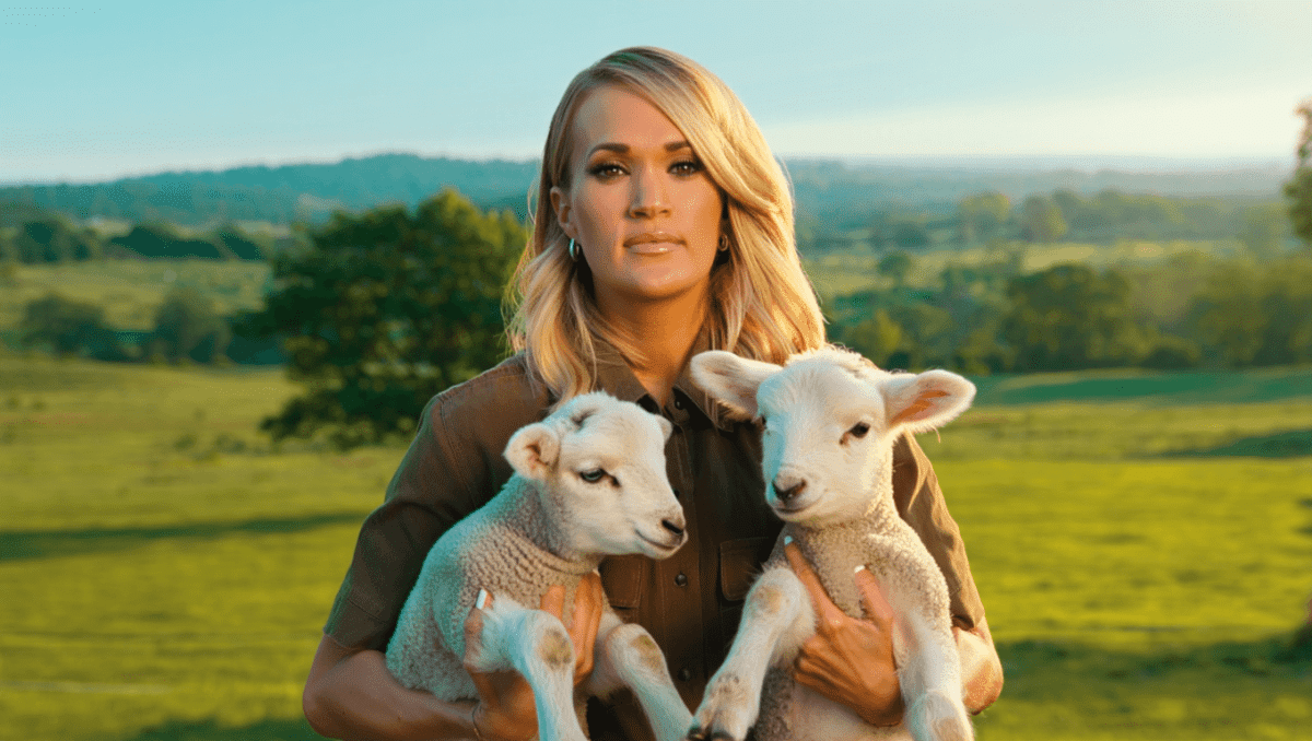 Carrie Underwood adopts two orphan lambs, introduces adorable new family members on farm