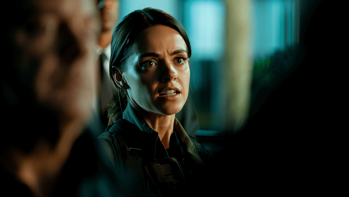 Emily Wickersham returns as Ellie Bishop tonight on NCIS, fans ready for Torres reunion