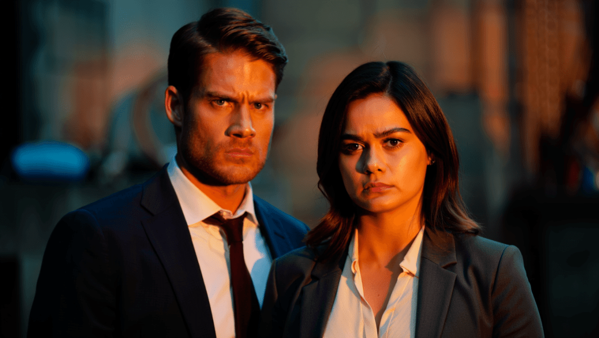 Tracker cast reunites with Smallville's Erica Durance in season 3 finale tonight