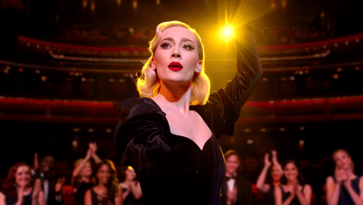 Whitney Leavitt makes Broadway history in Chicago, extends run through May with record ticket sales