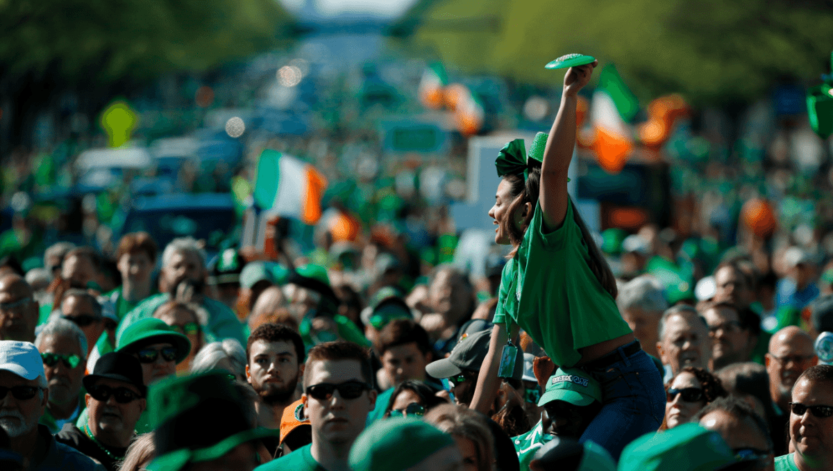 St Patrick's Day parade Dallas draws 120K to Lower Greenville today at 11am