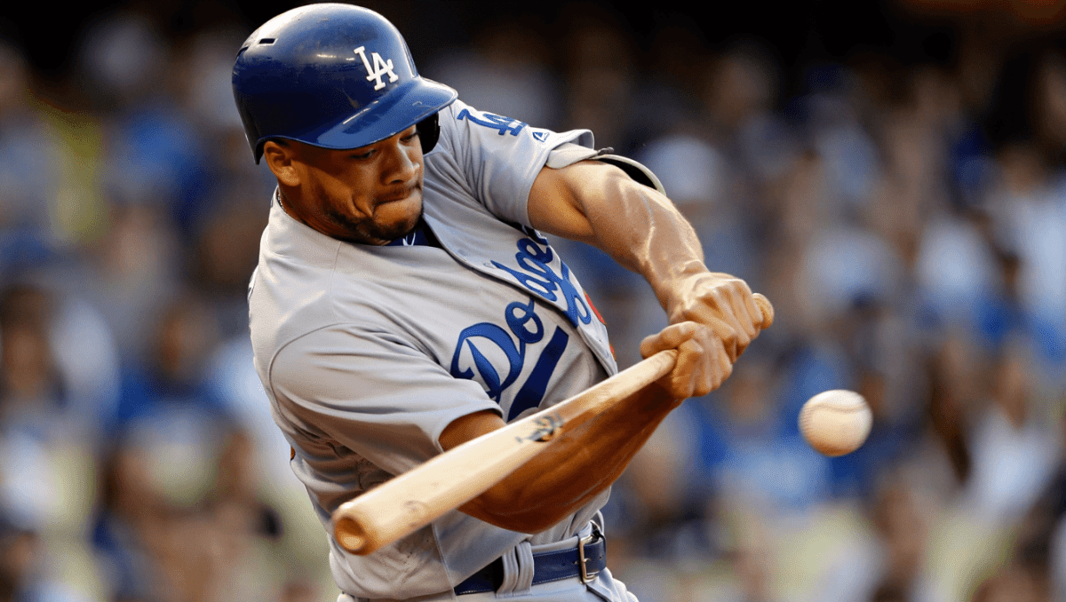 Will Smith belts go-ahead 2-run homer as Dodgers edge Diamondbacks 3-2