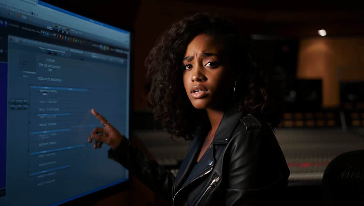 SZA Feels Like She’s ‘At War Because of AI,’ Slams ‘Weird, Stereotypical Struggle Music’ Being Generated By Artificial Intelligence