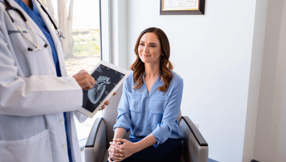 Actress reveals coronary heart disease diagnosis. What is it?Health and Wellness