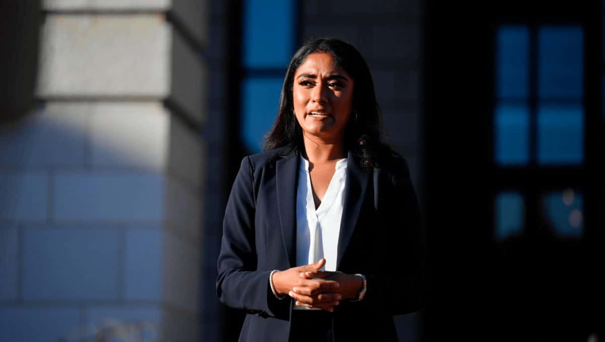 Mother of Louis Russell's son seeks restraining order on Huda Mustafa