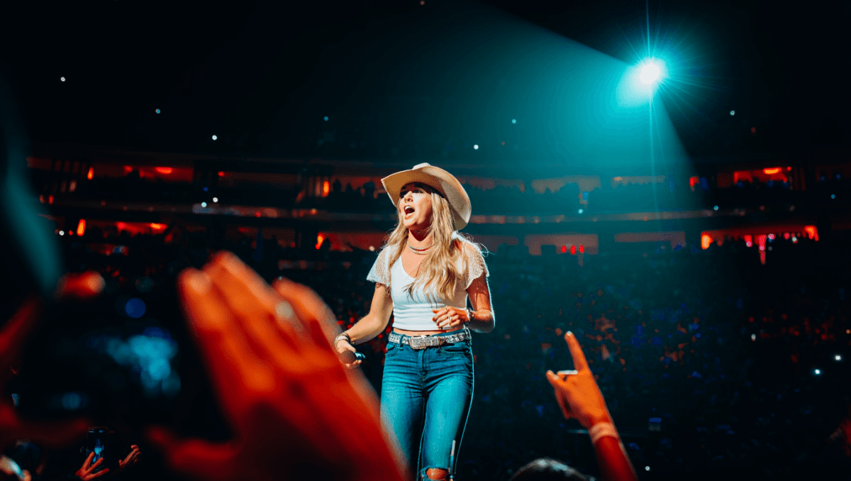 Bailey Zimmerman brings 'Different Night Same Rodeo' tour to New Orleans