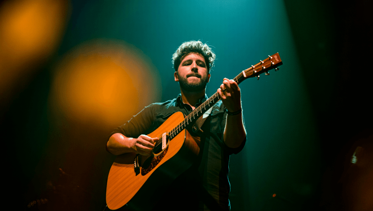 Noah Kahan's Great Divide album drops today with 17 tracks, new era begins