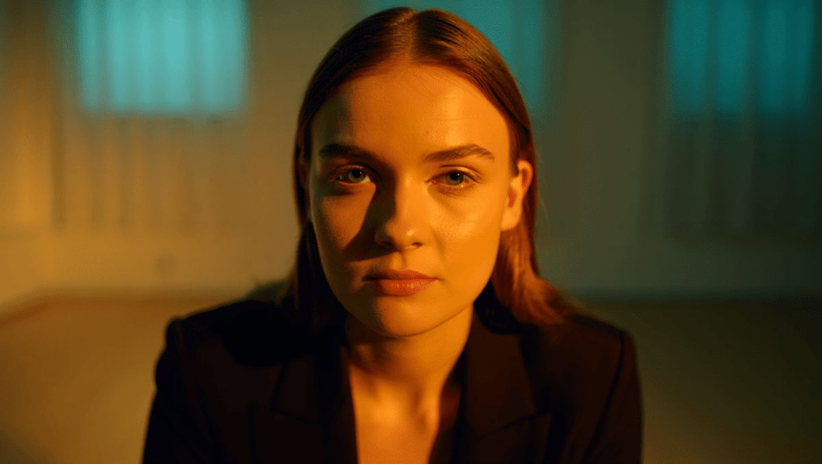 Ciara Miller and Amanda Batula seated on opposite sides at Summer House reunion