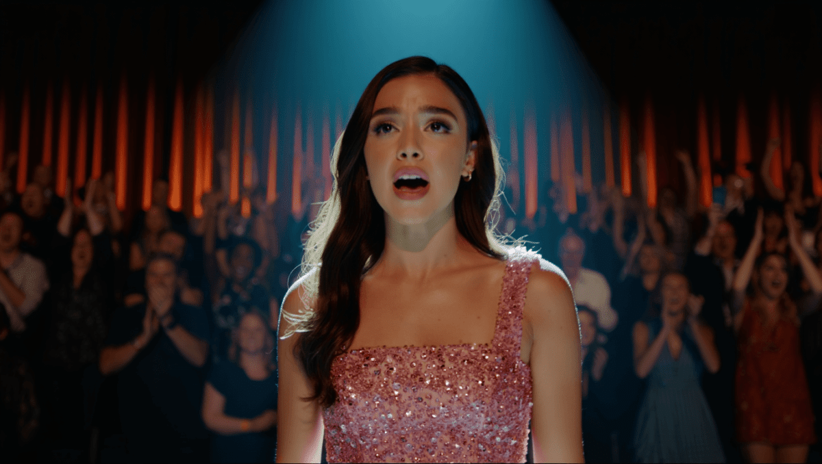 Olivia Dean tour kicks off with The Art of Loving Live showing in Glasgow, 52-date worldwide run continues