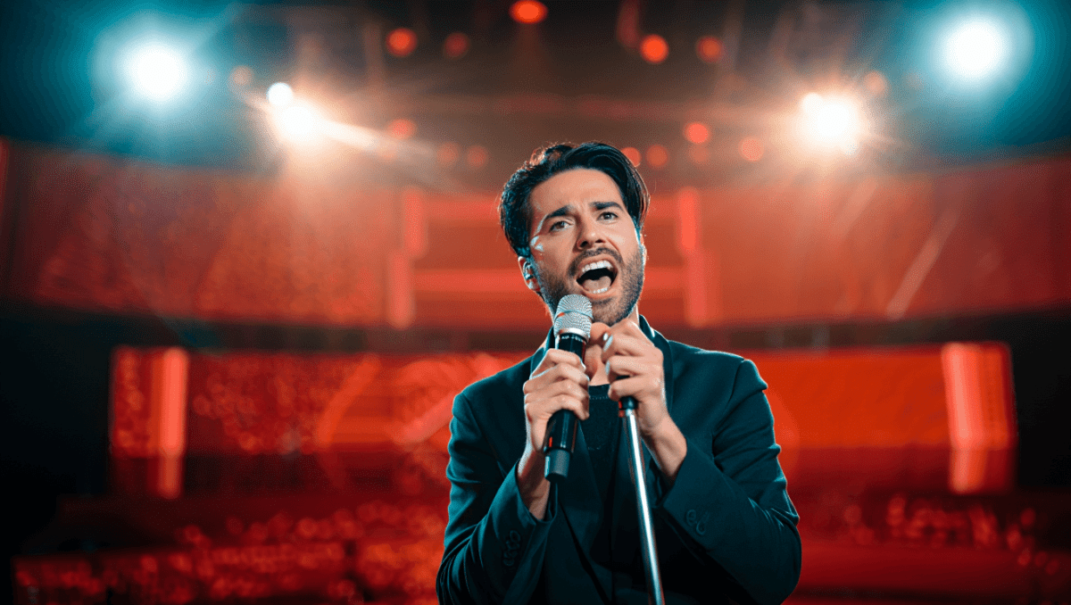 Jordan Smith stuns Voice coaches in All-Star Showdown comeback with Sia's Chandelier