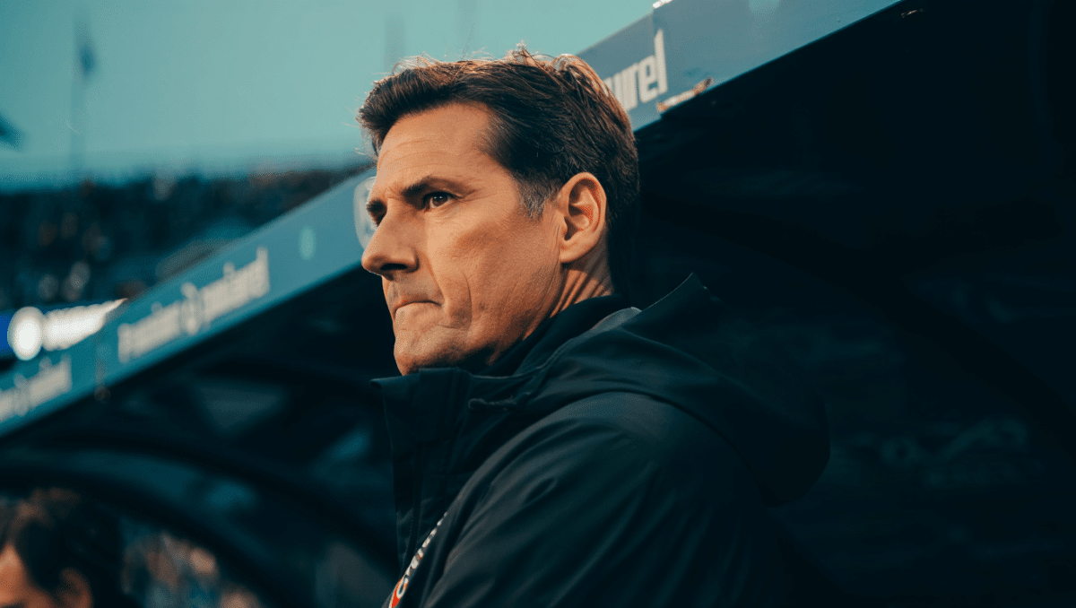 D.C. United vs New England battles for playoff positioning tonight at Gillette
