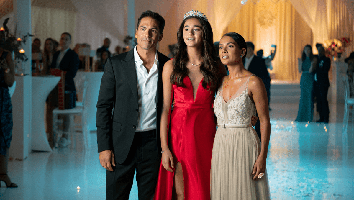 Elizabeth Gutiérrez and William Levy celebrate Kailey's 16th birthday in Miami