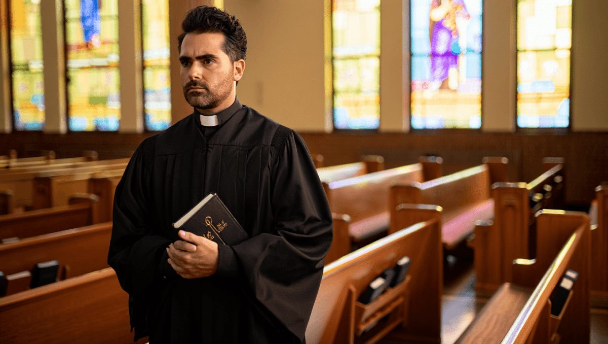 Big Mistakes drops April 9 with Dan Levy in Netflix crime comedy