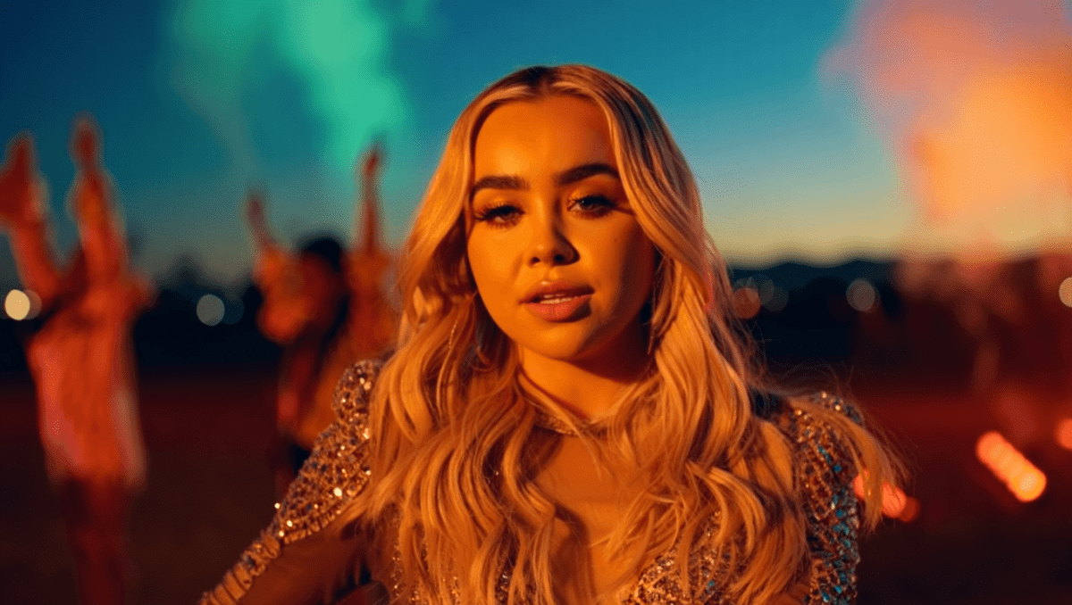 What time is Sabrina performing at Coachella tonight? 9 p.m. PT start