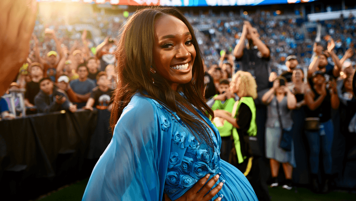 Montez Ford's wife Bianca Belair announces pregnancy at WrestleMania 42