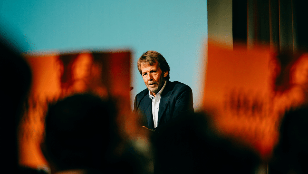 Jerry Bruckheimer backs Paramount merger, declines to sign opposition letter