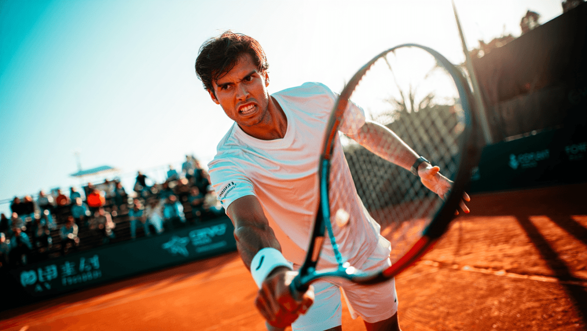 Luciano Darderi advances in Marrakech title defense, extends clay-court streak