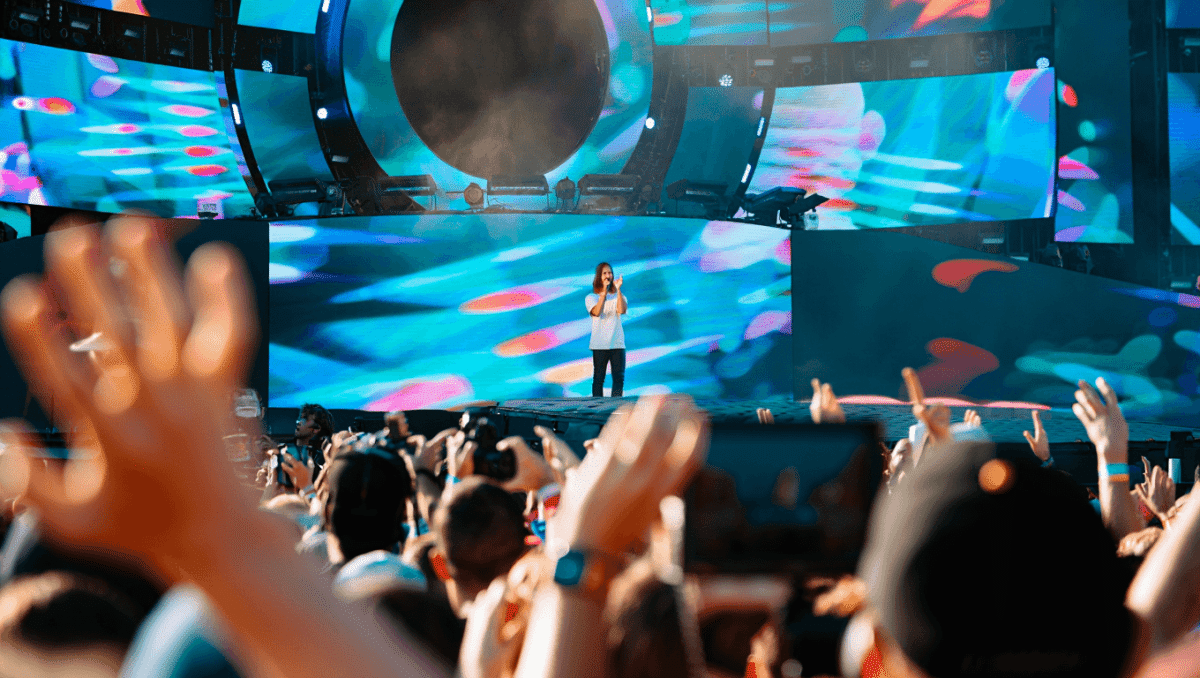 Tame Impala kicks off European leg tonight in Turin with Deadbeat Tour