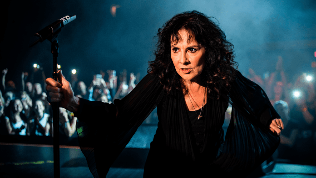 Stevie Nicks kicks off 2026 tour in Oklahoma this weekend, 'couldn't stay away'