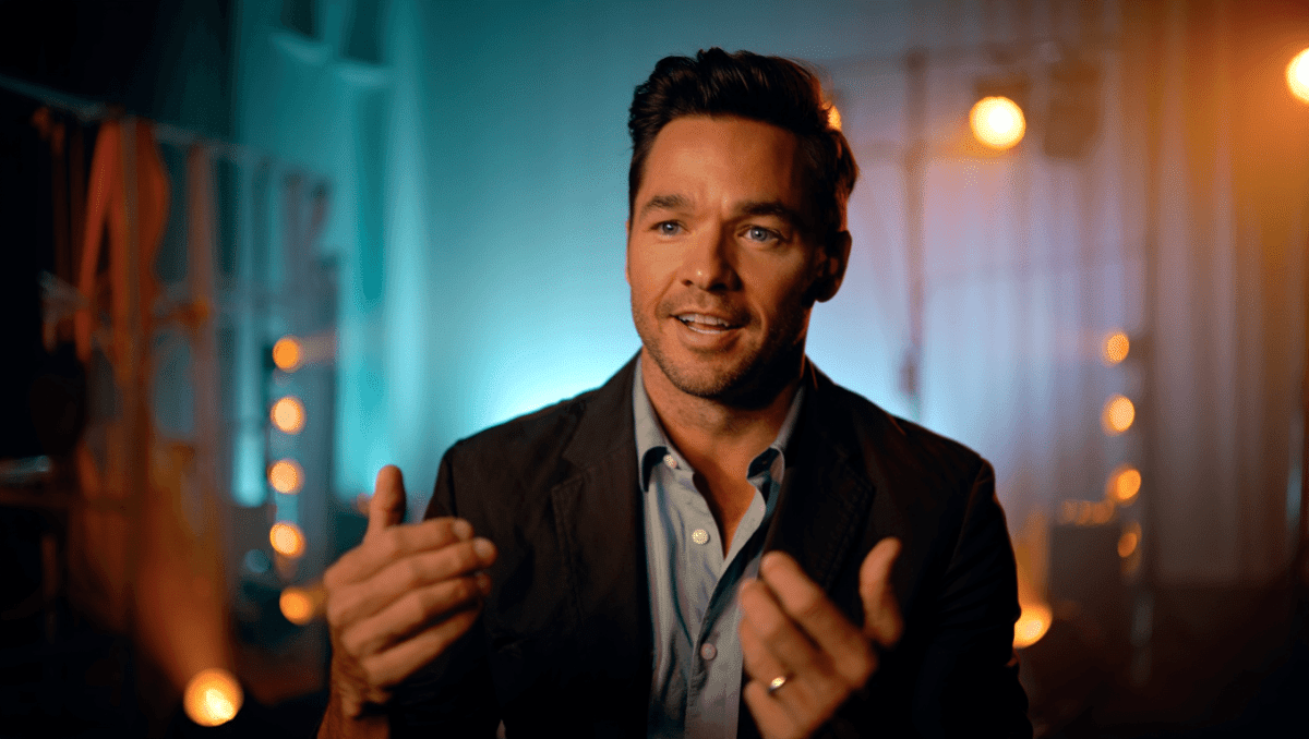 Donnie Wahlberg reveals Tom Selleck's thoughts on Boston Blue return