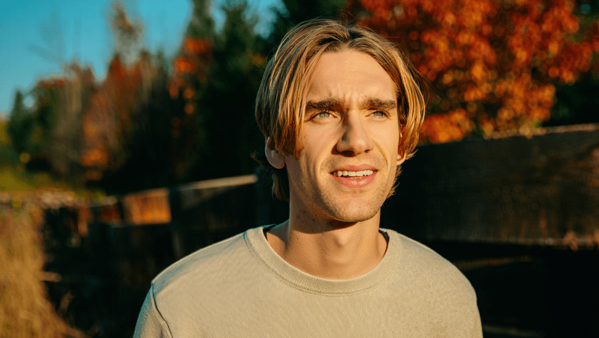 Noah Kahan drops The Great Divide, 4th album with 17 tracks