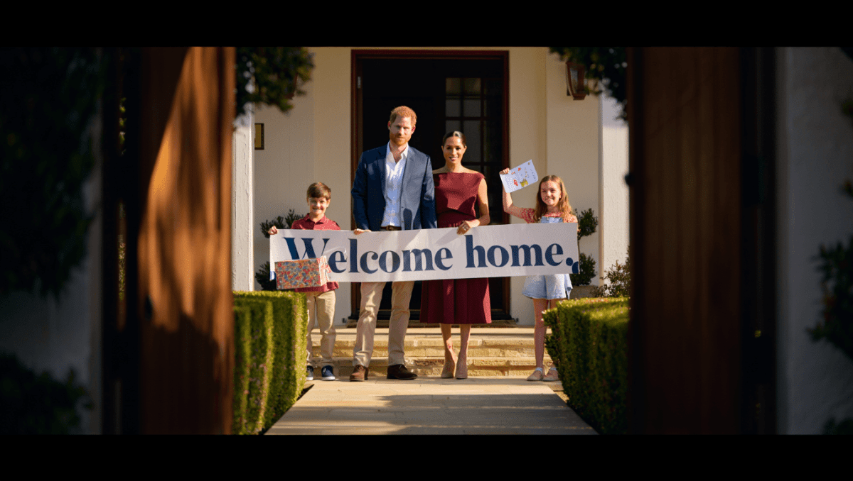 Prince Harry returns home from Australia, greeted by surprise from kids