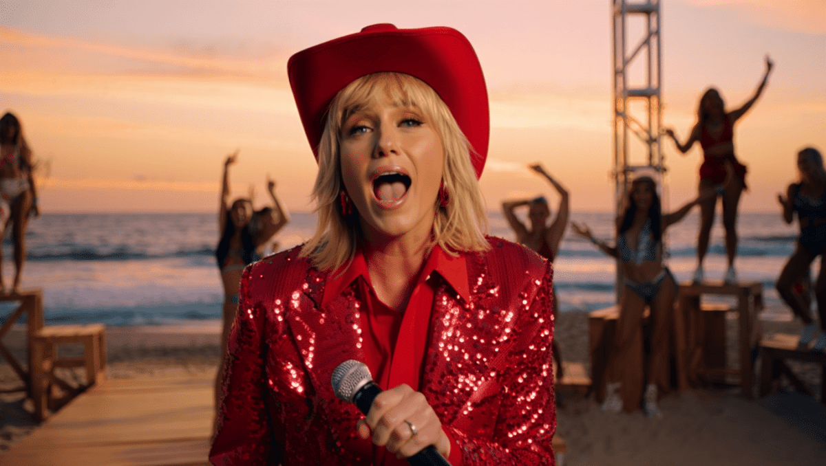 Country Calling announces 2026 lineup: Stapleton, Wilson, Lambert headline