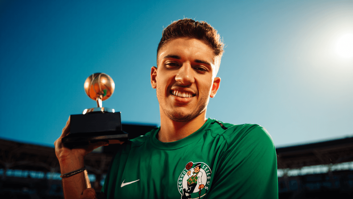 Derrick White wins 2025-26 NBA Sportsmanship Award, second straight Celtics winner